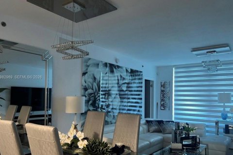 Copropriété à louer à Sunrise, Floride: 3 chambres, 118.08 m2 № 2049810 - photo 5