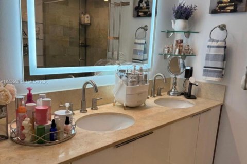 Copropriété à louer à Sunrise, Floride: 3 chambres, 118.08 m2 № 2049810 - photo 9