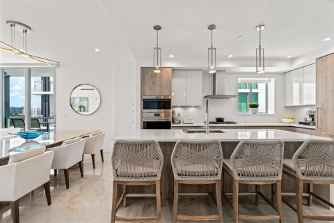 Copropriété à louer à Boca Raton, Floride: 3 chambres, 229.38 m2 № 2282461 - photo 12