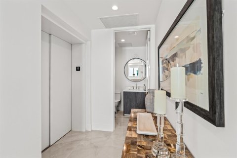 Copropriété à louer à Boca Raton, Floride: 3 chambres, 229.38 m2 № 2282461 - photo 2