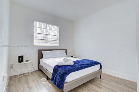 Immobilier commercial à vendre à Miami, Floride: 145.21 m2 № 1975776 - photo 14