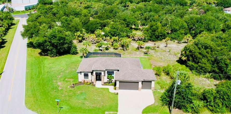 Villa ou maison à Port Charlotte, Floride 3 chambres, 157.38 m2 № 2157716