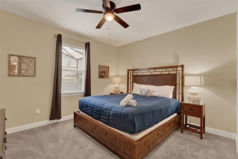 Casa en venta en Kissimmee, Florida, 8 dormitorios, 316.98 m2 № 1773878 - foto 13
