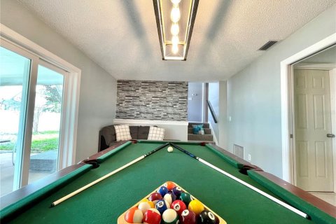 House in Seminole, Florida 3 bedrooms, 188.22 sq.m. № 1626346 - photo 27