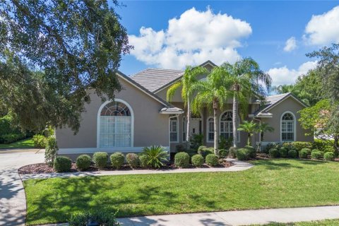 House in Orlando, Florida 4 bedrooms, 259.66 sq.m. № 1720300 - photo 3