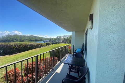 Condo in Saint Petersburg, Florida, 2 bedrooms  № 1512143 - photo 3