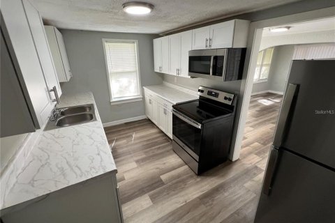 Casa en venta en Eustis, Florida, 2 dormitorios, 67.35 m2 № 1791424 - foto 9
