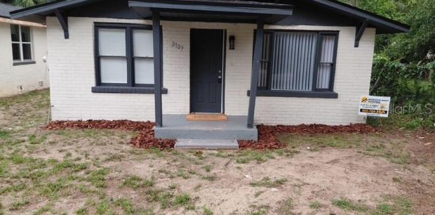 Casa en Eustis, Florida 2 dormitorios, 67.35 m2 № 1791424