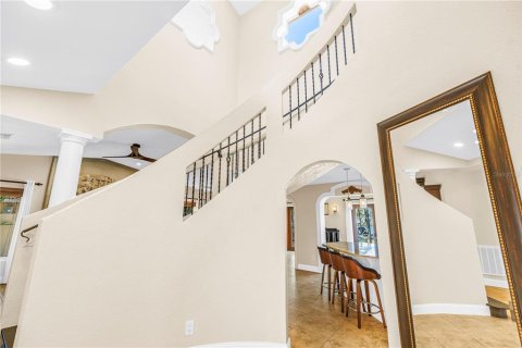 House in Saint Pete Beach, Florida 5 bedrooms, 268.67 sq.m. № 2157992 - photo 18