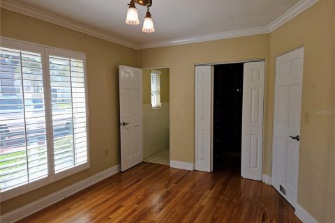 Casa en alquiler en Saint Petersburg, Florida, 3 dormitorios, 238.39 m2 № 1718341 - foto 28