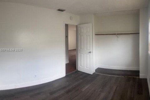 Villa ou maison à louer à Coral Springs, Floride: 2 chambres, 83.61 m2 № 1988387 - photo 3