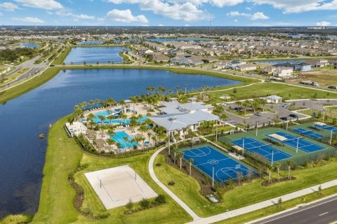 Townhouse in Apollo Beach, Florida 3 bedrooms, 164.81 sq.m. № 2093269 - photo 5