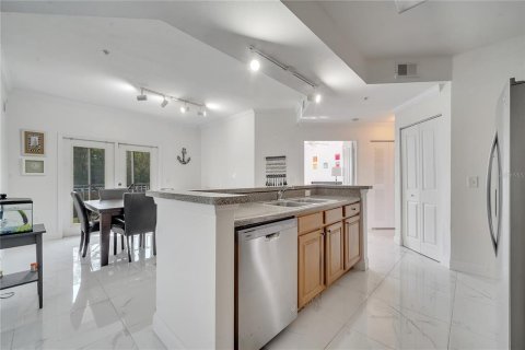Copropriété à vendre à Orlando, Floride: 2 chambres, 111.85 m2 № 1552458 - photo 18