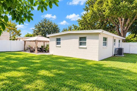 Casa en venta en Seminole, Florida, 3 dormitorios, 101.45 m2 № 2388246 - foto 29