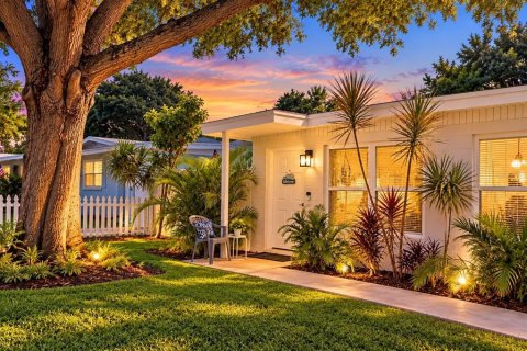 Casa en Seminole, Florida 3 dormitorios, 101.45 m2 № 2388246