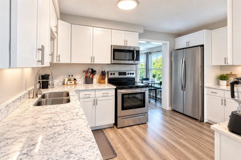 Casa en venta en Seminole, Florida, 3 dormitorios, 101.45 m2 № 2388246 - foto 6