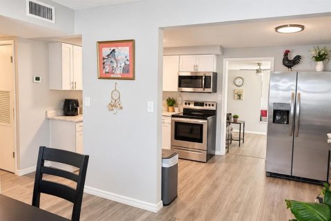 Casa en venta en Seminole, Florida, 3 dormitorios, 101.45 m2 № 2388246 - foto 10