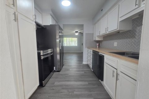 Casa en venta en Port Richey, Florida, 3 dormitorios, 86.21 m2 № 1826185 - foto 11