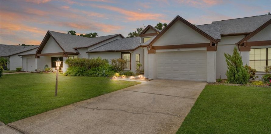 Casa en Palm Harbor, Florida 2 dormitorios, 114.27 m2 № 1779003