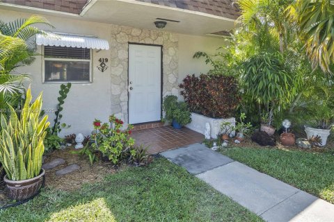 Condo in Deerfield Beach, Florida, 1 bedroom  № 1792506 - photo 2