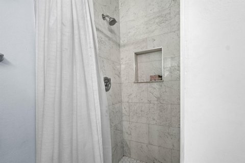 House in Boynton Beach, Florida 2 bedrooms, 104.79 sq.m. № 2186981 - photo 21