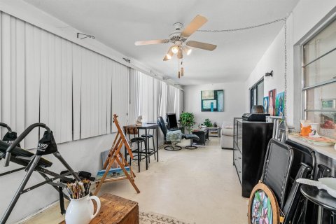 House in Boynton Beach, Florida 2 bedrooms, 104.79 sq.m. № 2186981 - photo 14