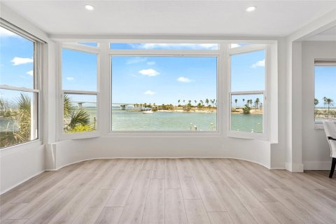 Condominio en venta en Sarasota, Florida, 2 dormitorios, 127 m2 № 1683151 - foto 11