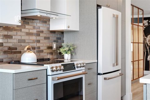 Condominio en venta en Sarasota, Florida, 2 dormitorios, 127 m2 № 1683151 - foto 16
