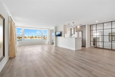 Condominio en venta en Sarasota, Florida, 2 dormitorios, 127 m2 № 1683151 - foto 9