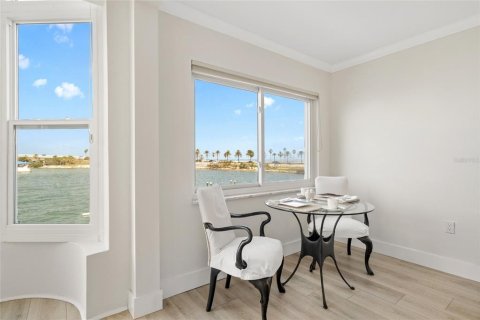 Condominio en venta en Sarasota, Florida, 2 dormitorios, 127 m2 № 1683151 - foto 21