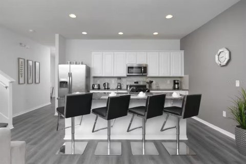 Adosado en alquiler en Davenport, Florida, 4 dormitorios, 202.9 m2 № 1880699 - foto 3