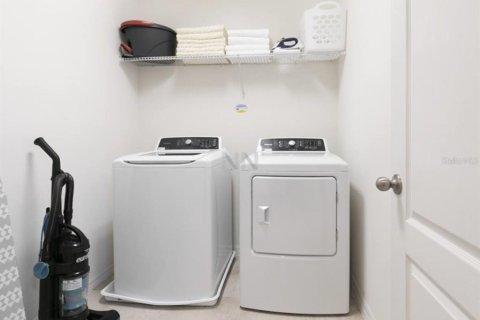 Adosado en alquiler en Davenport, Florida, 4 dormitorios, 202.9 m2 № 1880699 - foto 19