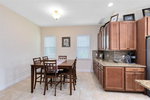House in Orlando, Florida 4 bedrooms, 272.48 sq.m. № 1803168 - photo 7