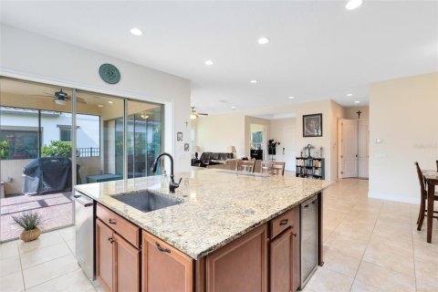 House in Orlando, Florida 4 bedrooms, 272.48 sq.m. № 1803168 - photo 6