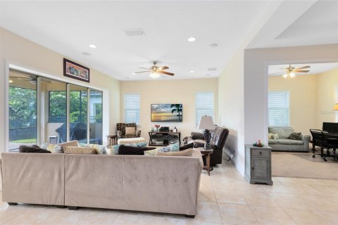 House in Orlando, Florida 4 bedrooms, 272.48 sq.m. № 1803168 - photo 10