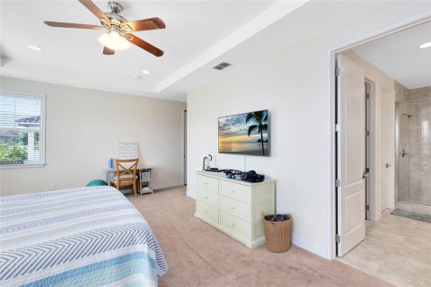 House in Orlando, Florida 4 bedrooms, 272.48 sq.m. № 1803168 - photo 18