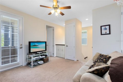 House in Orlando, Florida 4 bedrooms, 272.48 sq.m. № 1803168 - photo 15