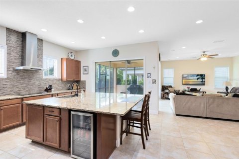 House in Orlando, Florida 4 bedrooms, 272.48 sq.m. № 1803168 - photo 4