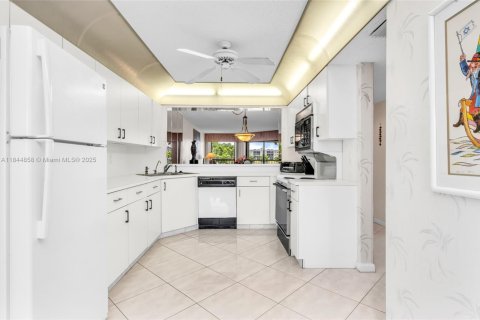 Condominio en venta en Tamarac, Florida, 2 dormitorios, 139.35 m2 № 1841268 - foto 6