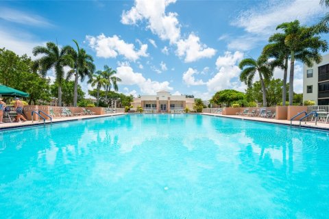 Condominio en venta en Tamarac, Florida, 2 dormitorios, 139.35 m2 № 1841268 - foto 22