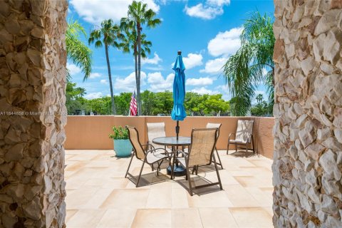 Condominio en venta en Tamarac, Florida, 2 dormitorios, 139.35 m2 № 1841268 - foto 20