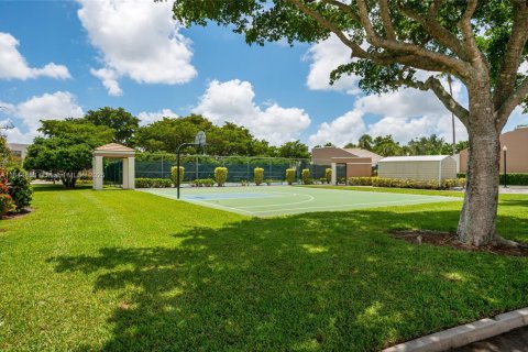 Condominio en venta en Tamarac, Florida, 2 dormitorios, 139.35 m2 № 1841268 - foto 28