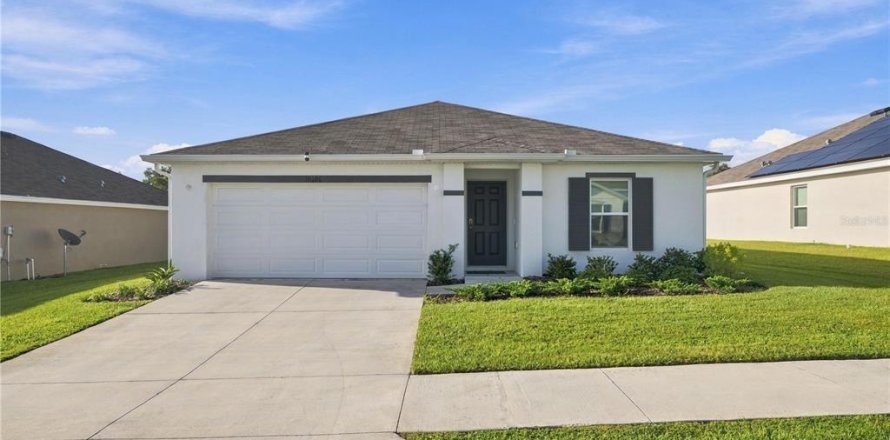 Casa en Summerfield, Florida 3 dormitorios, 131.83 m2 № 2387628