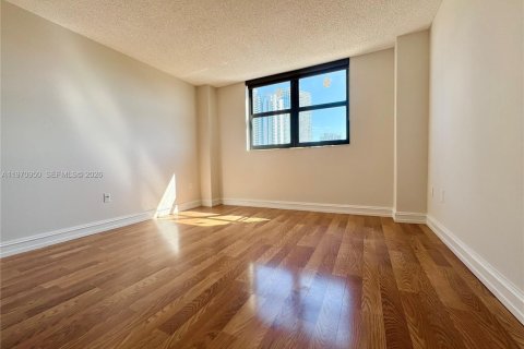 Condominio en venta en Sunny Isles Beach, Florida, 3 dormitorios, 151.24 m2 № 2032653 - foto 25