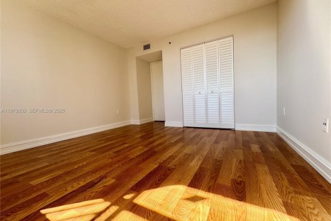 Condominio en venta en Sunny Isles Beach, Florida, 3 dormitorios, 151.24 m2 № 2032653 - foto 29