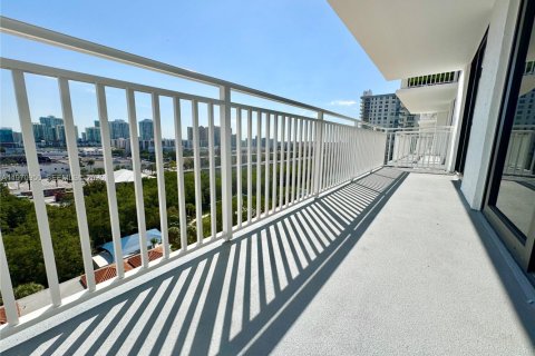 Condominio en venta en Sunny Isles Beach, Florida, 3 dormitorios, 151.24 m2 № 2032653 - foto 6