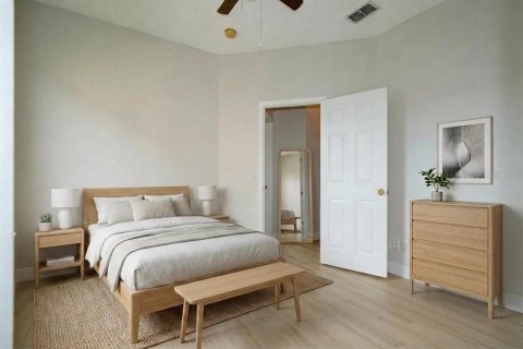 House in Orlando, Florida 4 bedrooms, 181.72 sq.m. № 2266463 - photo 13