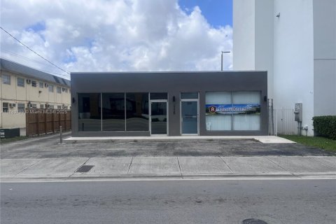 Immobilier commercial à vendre à Miami, Floride № 1920790 - photo 6