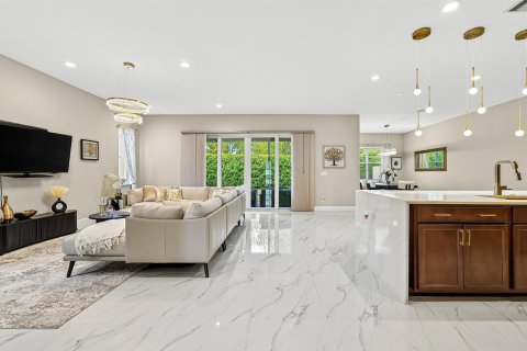 Villa ou maison à vendre à Lake Worth, Floride: 5 chambres, 286.6 m2 № 2146278 - photo 6