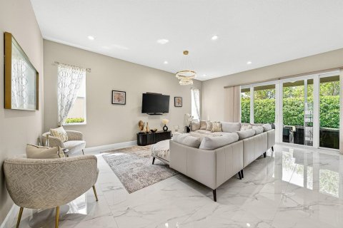 Villa ou maison à vendre à Lake Worth, Floride: 5 chambres, 286.6 m2 № 2146278 - photo 9